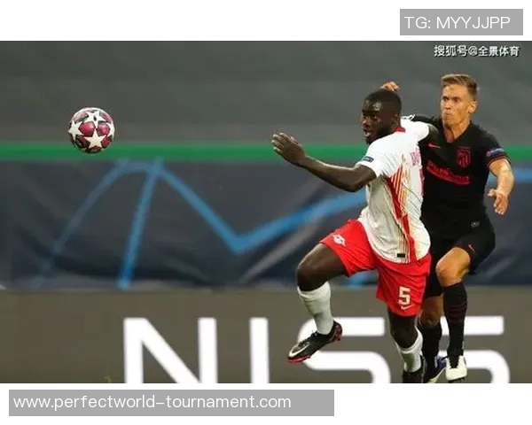 西甲联赛多特蒙德逆袭莱比锡争议判罚引发全场热议