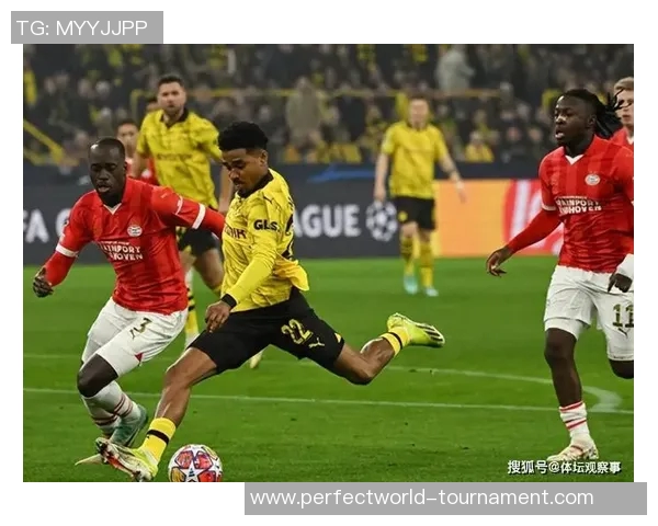 中超精彩对决多特蒙德与曼联激战成平乌龙球引发全场热烈反响